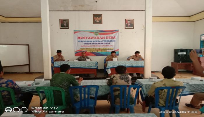 Musyawarah Desa Penyusunan APBDesa Perubahan Tahun Anggaran 2020.Karena keadaan Luar Biasa