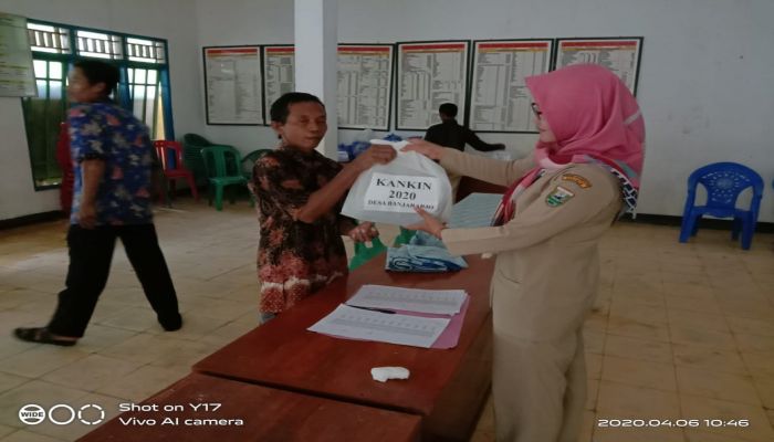 Pembagian Bantuan Dari Dinas Perikanan KANKIN 2020